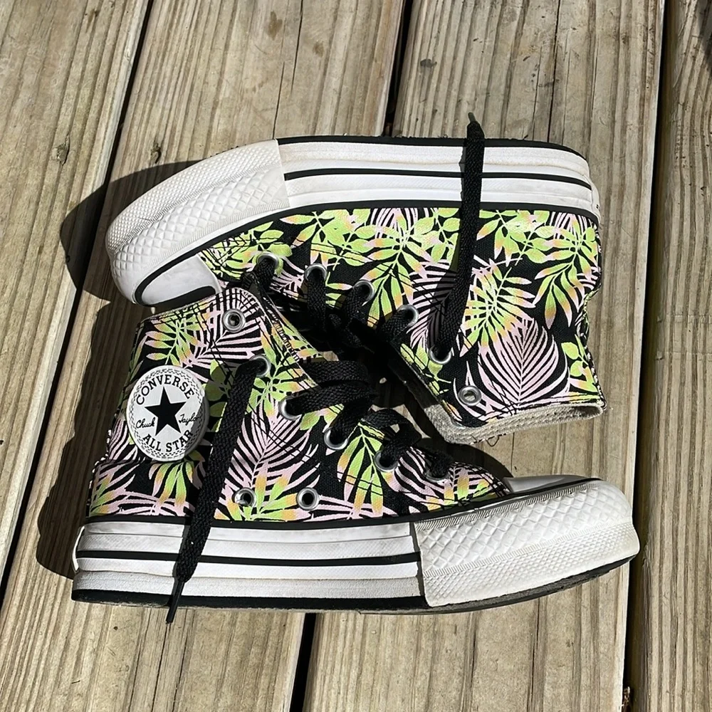 Converse CTAS Platform High Top Tropical Print Sneakers Youth Size 1